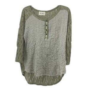 The Cove Lizard Thicket Distressed Frayed Top M